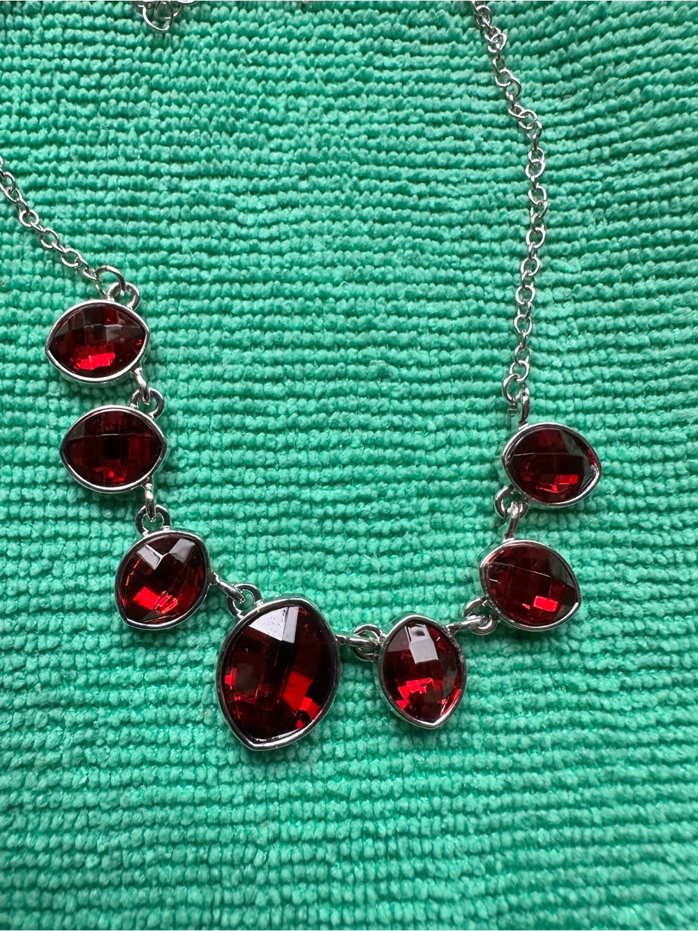 Red Faceted Gemstone Necklace in Silver Tone